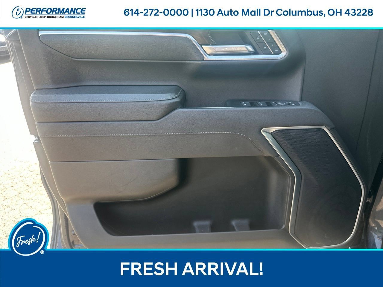 Used 2025 GMC Sierra 1500 SLT AWD/4WD image 11