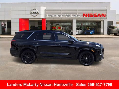 Used 2025 Hyundai Palisade Calligraphy AWD/4WD image 2