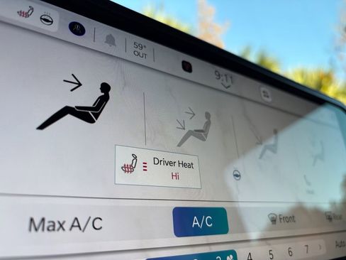 New 2026 Jeep Wrangler Unlimited Rubicon w/ Safety Group image 5