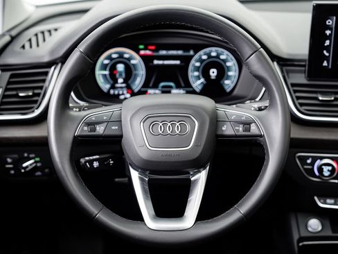 Used 2023 Audi Q5 e Premium w/ Convenience Package AWD/4WD image 22