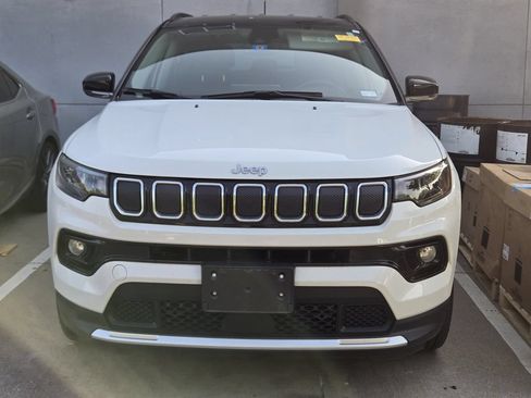 Used 2022 Jeep Compass Limited AWD/4WD image 4
