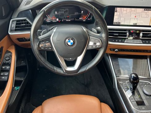 Used 2022 BMW 330i Sedan w/ Premium Package image 16