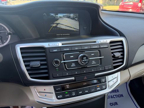 Used 2013 Honda Accord LX image 13