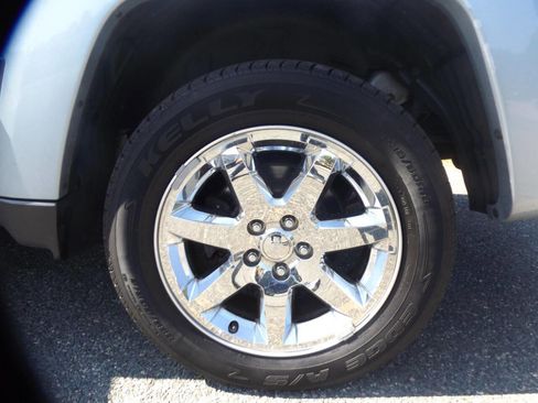 Used 2012 Jeep Liberty Sport image 18