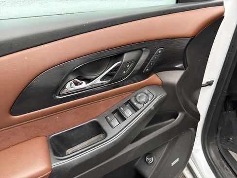 Used 2021 Chevrolet Traverse High Country w/ LPO, Floor Liner Package image 16