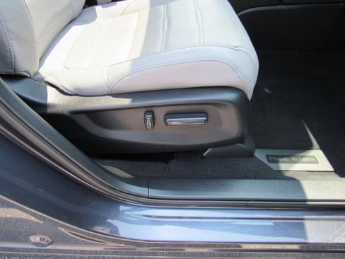 Used 2017 Honda CR-V EX-L image 31