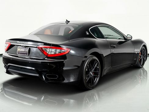 Used 2018 Maserati GranTurismo Sport image 24