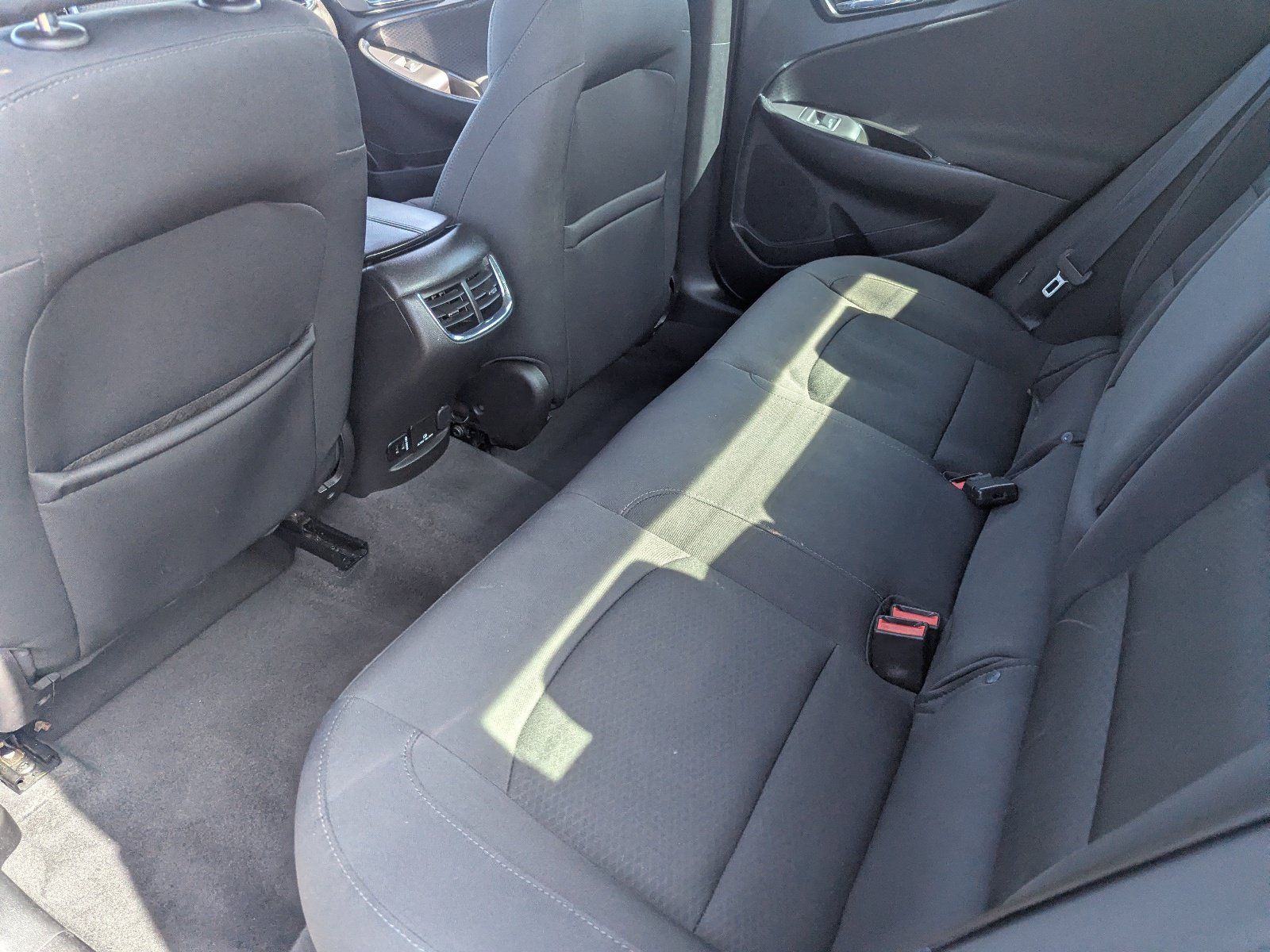 Used 2016 Chevrolet Malibu LT FWD image 17