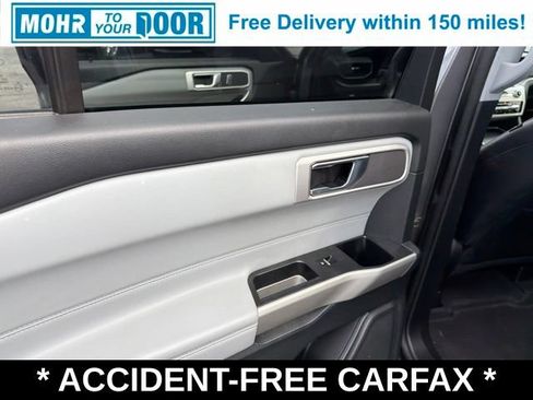 Used 2021 Ford Explorer XLT w/ Equipment Group 202A AWD/4WD image 38