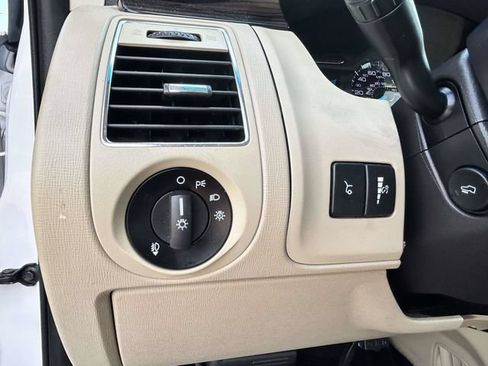 Used 2016 Ford Flex SEL w/ Equipment Group 202A FWD image 21
