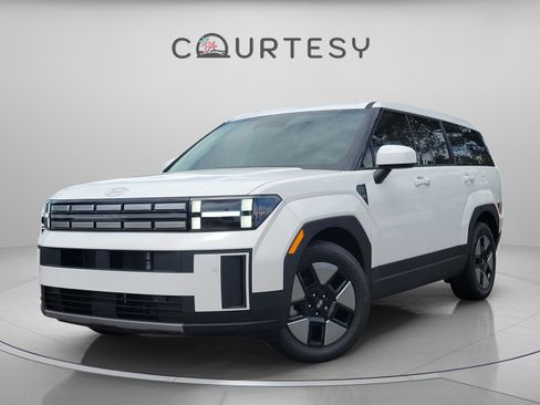 New 2026 Hyundai Santa Fe SE image 1