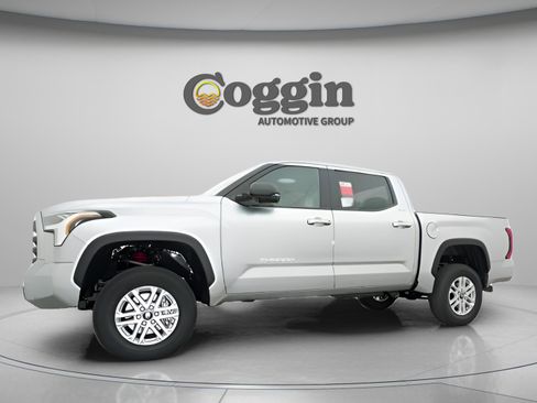 New 2026 Toyota Tundra SR5 image 5