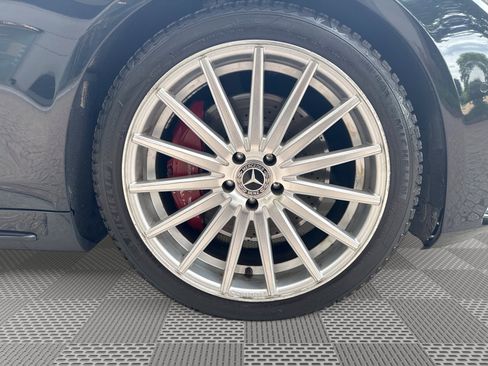 Used 2015 Mercedes-Benz S 550 4MATIC Sedan w/ Sport Package image 31