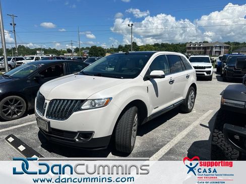 Used 2015 Lincoln MKX FWD w/ Equipment Group 102A image 1