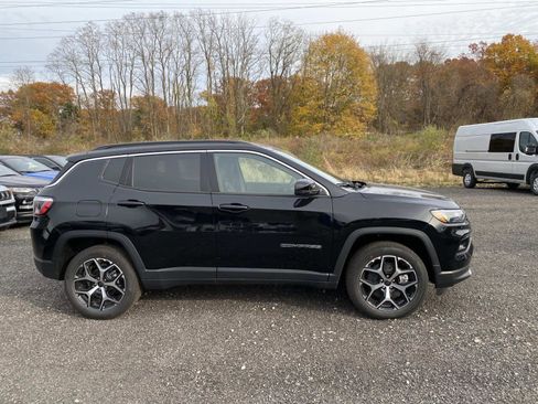 New 2026 Jeep Compass Limited image 2