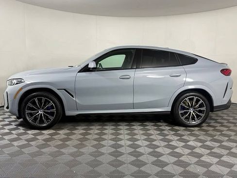 Used 2026 BMW X6 xDrive40i AWD/4WD image 3