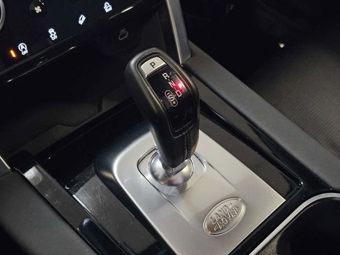 Used 2023 Land Rover Discovery Sport SE R-Dynamic AWD/4WD image 19