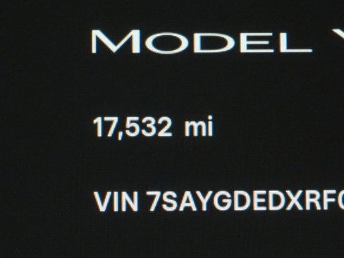 Used 2024 Tesla Model Y 2WD image 20