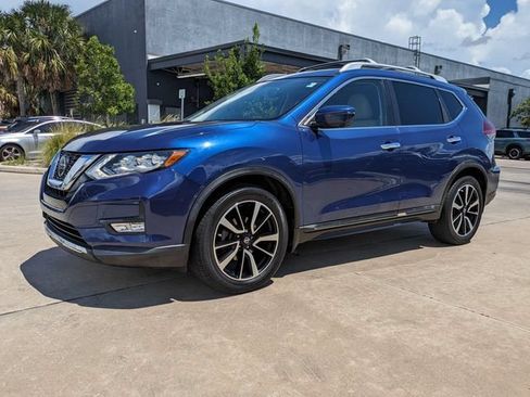 Used 2019 Nissan Rogue SL w/ Premium Package FWD image 9