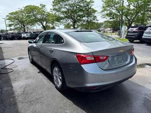 Used 2024 Chevrolet Malibu LT FWD image 3