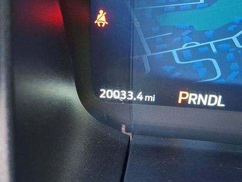 Used 2025 Ford Explorer ST-Line w/ Premium Package image 16