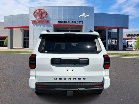 Used 2026 Toyota 4Runner SR5 AWD/4WD image 7
