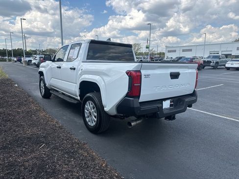 Certified 2025 Toyota Tacoma SR w/ SR Upgrade Package RWD image 5