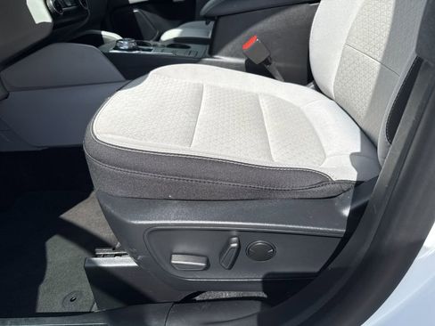 Used 2024 Ford Escape Active image 14