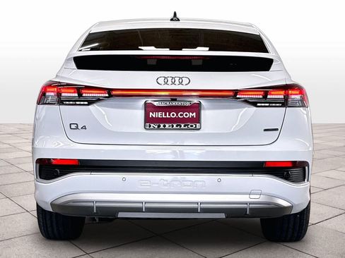 Used 2023 Audi Q4 e-tron Prestige AWD/4WD image 7
