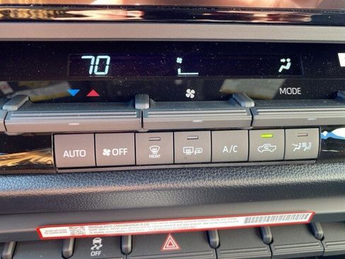 New 2026 Toyota Tundra SR image 32