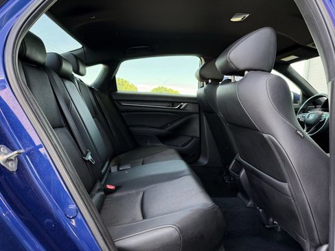 Used 2019 Honda Accord Sport image 19