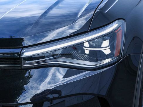 New 2026 Volkswagen Taos S image 15