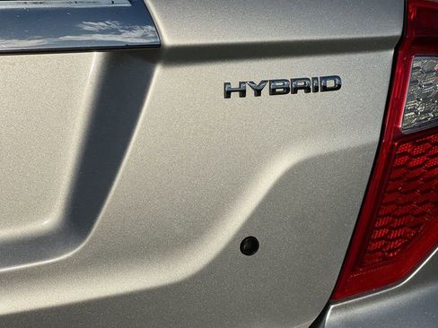 Used 2012 Ford Fusion Hybrid image 26