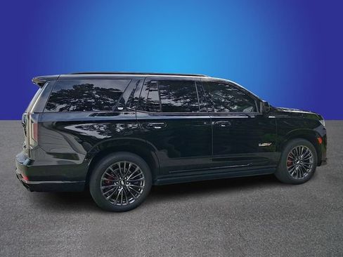 Certified 2023 Cadillac Escalade V AWD/4WD image 4