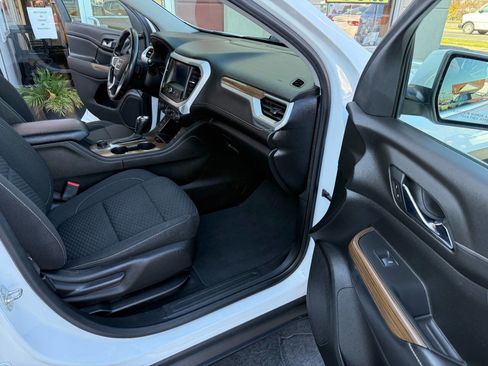 Used 2019 GMC Acadia SLE w/ Driver Alert Package I image 15