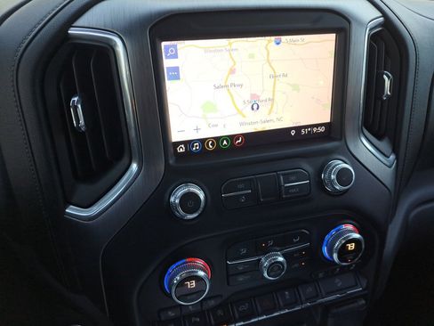 Used 2019 GMC Sierra 1500 Denali w/ Technology Package image 25