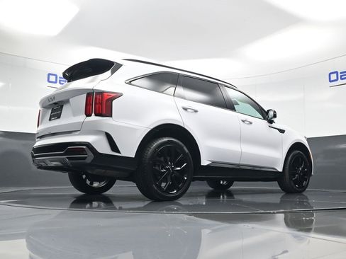 Certified 2023 Kia Sorento SX image 48
