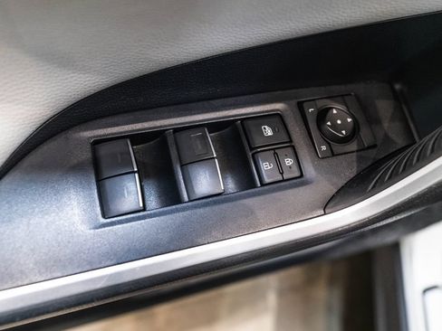 Used 2022 Toyota RAV4 Limited w/ Limited Grade Weather Package AWD/4WD image 17