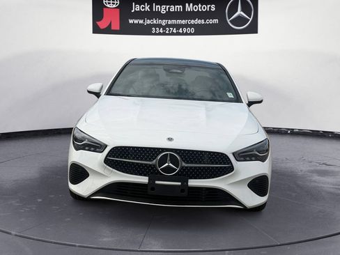Used 2025 Mercedes-Benz CLA 250 w/ Exclusive Package image 8