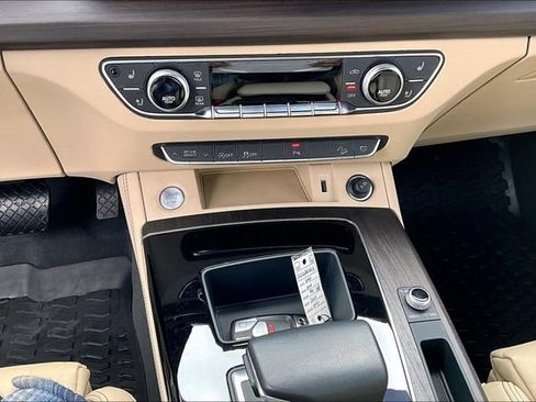 Used 2023 Audi Q5 2.0T Premium Plus w/ Premium Plus Package image 26