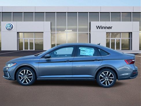 New 2026 Volkswagen Jetta SE image 2