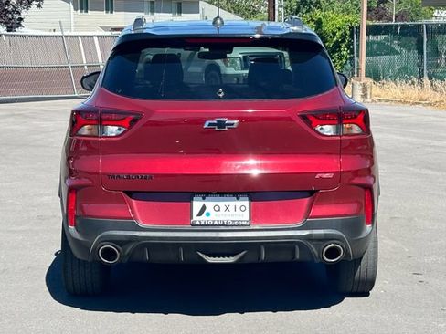 Used 2022 Chevrolet TrailBlazer RS FWD image 4