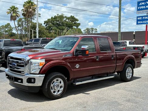 Used 2016 Ford F250 XLT w/ XLT Premium Package AWD/4WD image 2