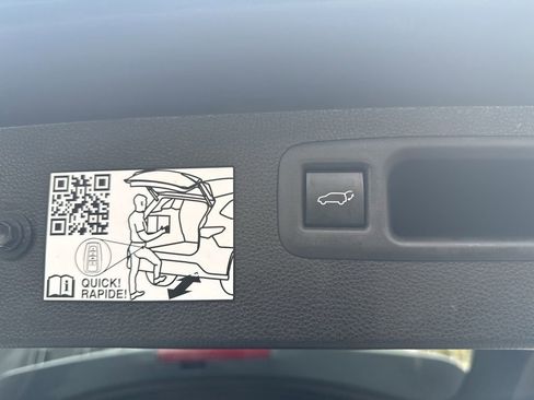 Used 2022 Toyota Highlander Limited image 36