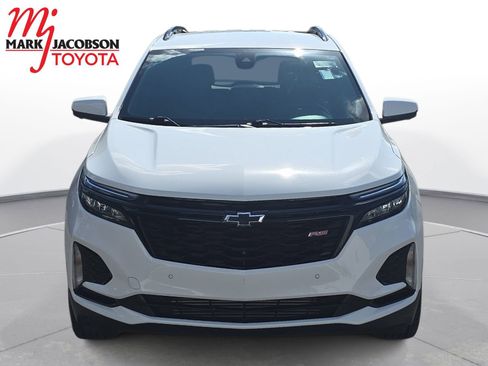 Used 2024 Chevrolet Equinox RS FWD image 2