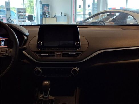 New 2025 Nissan Altima 2.5 S image 15