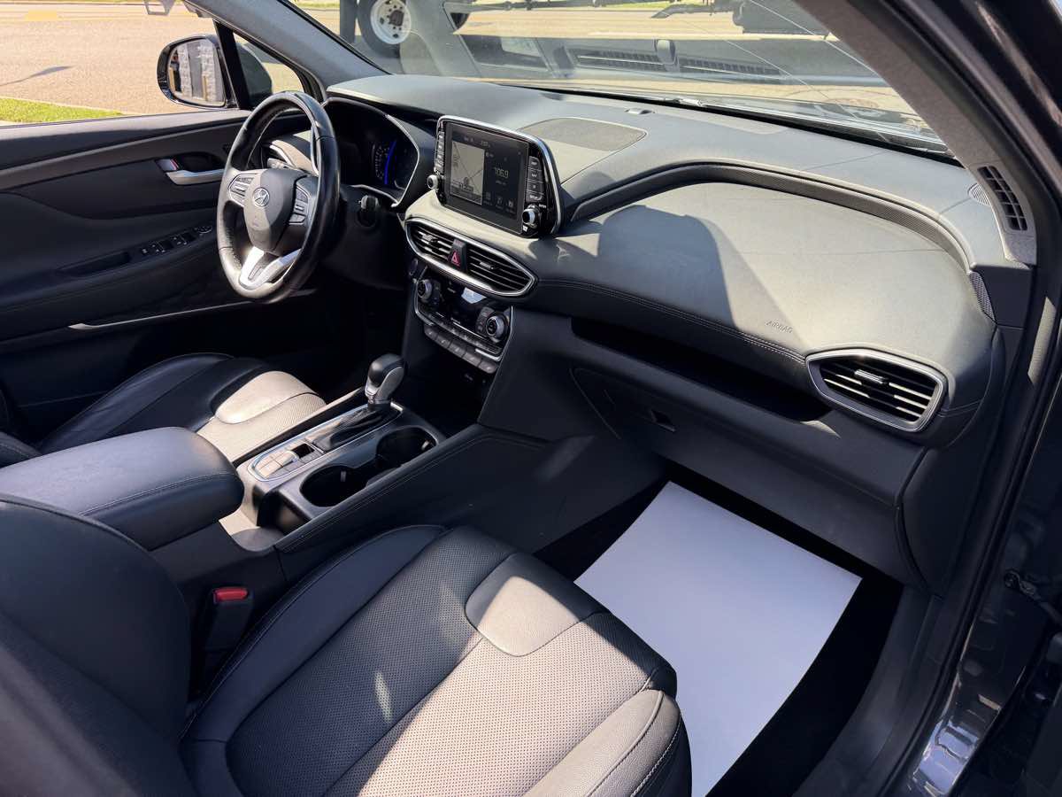 Used 2020 Hyundai Santa Fe Limited AWD/4WD image 19