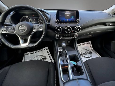 Certified 2023 Nissan Sentra SV FWD image 7