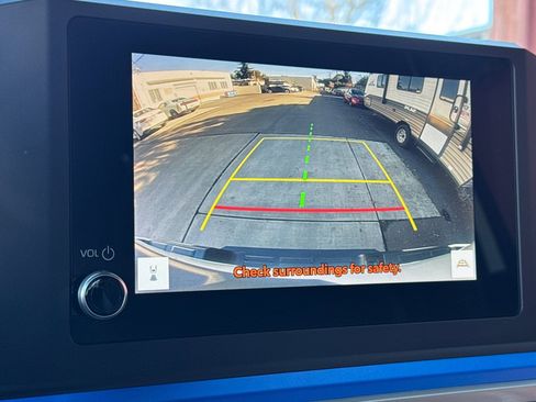 Used 2024 Toyota Tacoma TRD Off-Road image 22