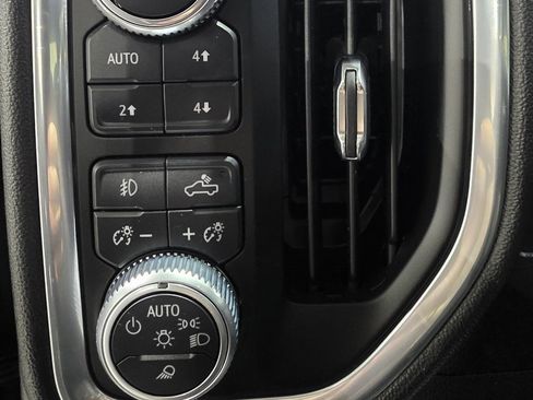 Used 2021 GMC Sierra 1500 AT4 w/ AT4 Value Package image 40